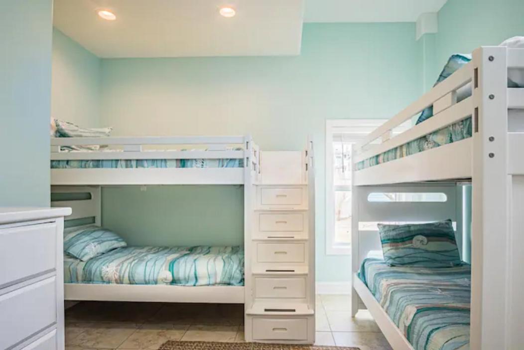 7 Bedroom Home Steps To The Beach With 4 Patios And Pool! Sleeps 20 Port Aransas Exterior foto